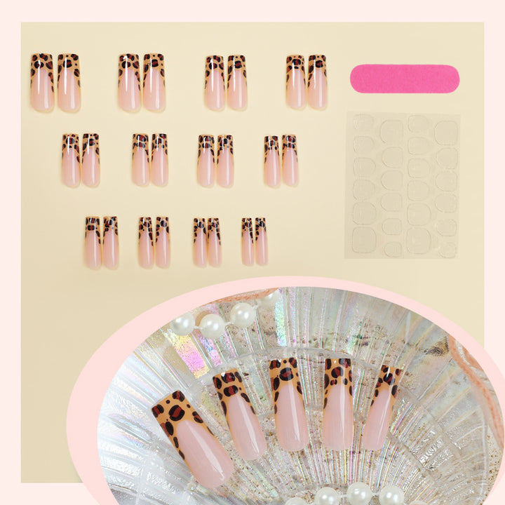 Stylish Press-On Nail Set with Modern Leopard Print Design Bowlift
