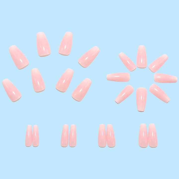 Artificial Nail Extension in Elegant Design Bowlift