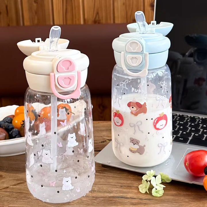 Women's drinking bottle with animal motifs and healthy fruit insert system Bowlift