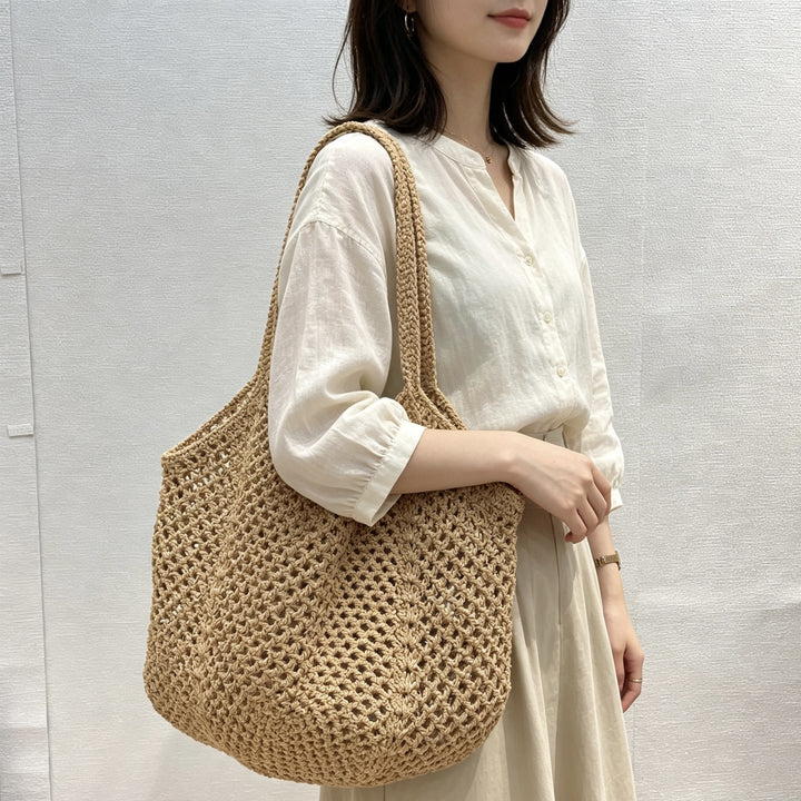 Hand-knotted tote bag in modern net design Bowlift