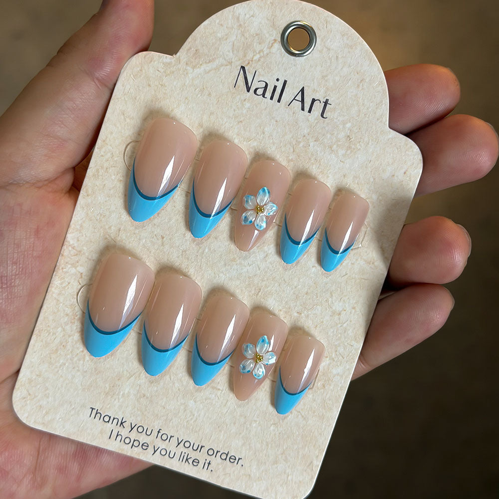 Artistic Press-On Nail Kit with Floral Accents Bowlift