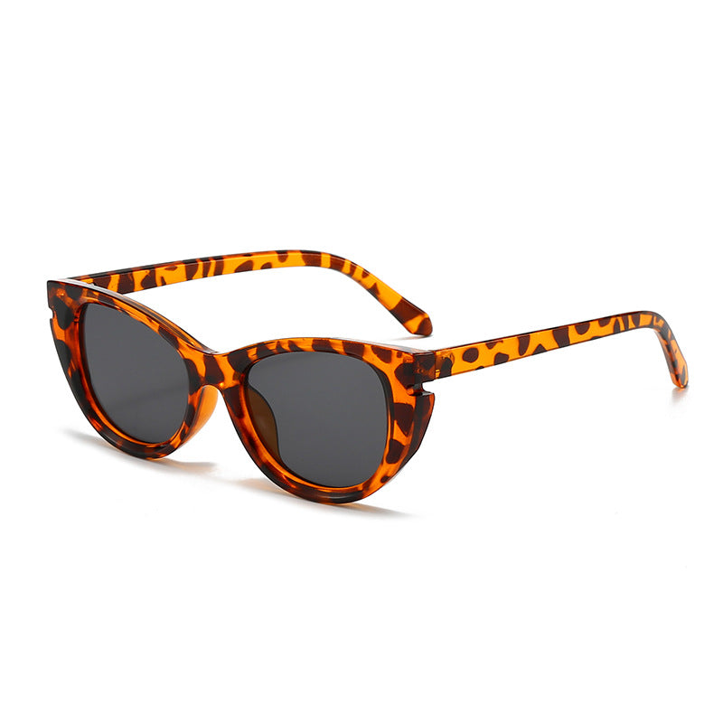 Women's Cat-Eye Sunglasses with Trendy Design Bowlift