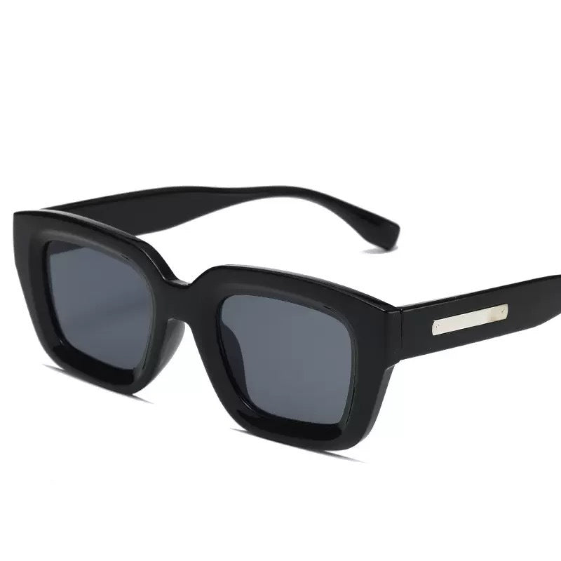 Women's Fashion Sunglasses in Elegant Design Bowlift