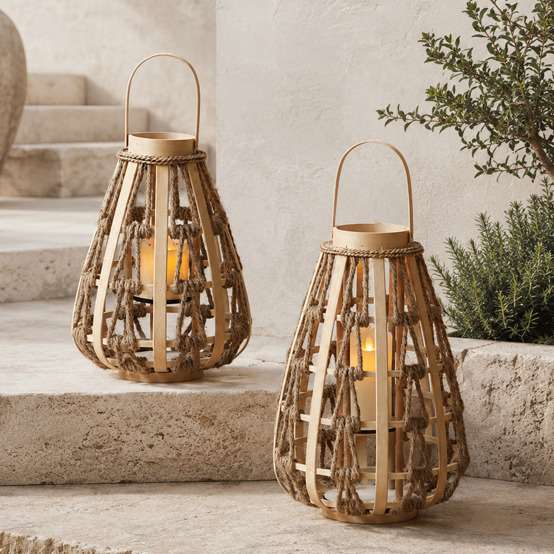 Decorative lantern made of rattan Bowlift
