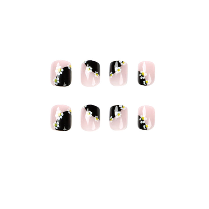Artful Nail Art with Floral Pattern Bowlift