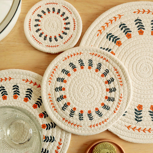 Round tablecloth with mandala pattern Bowlift