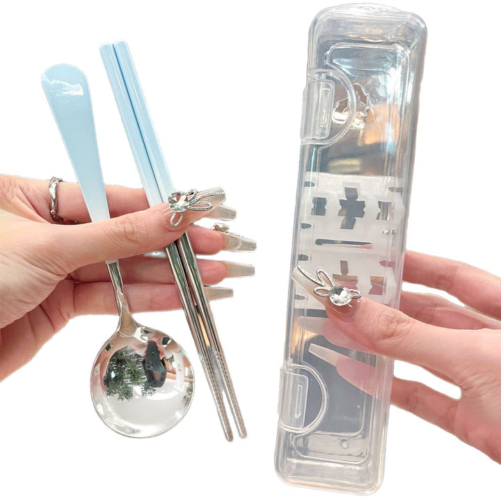 Portable cutlery set in hygienic storage box Bowlift
