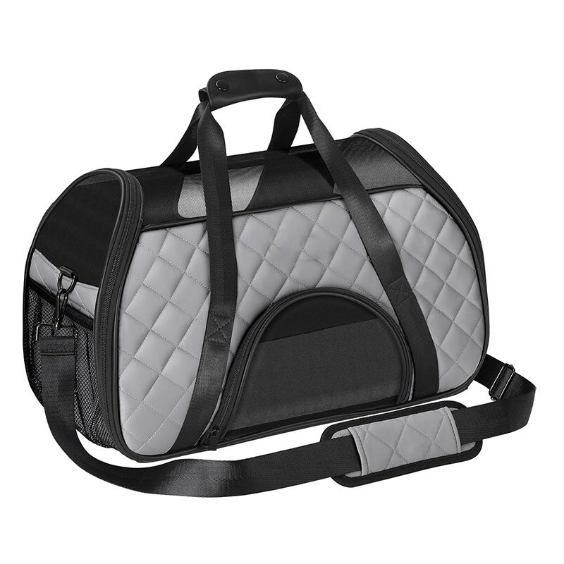 Closed pet transport bag with breathable mesh Bowlift