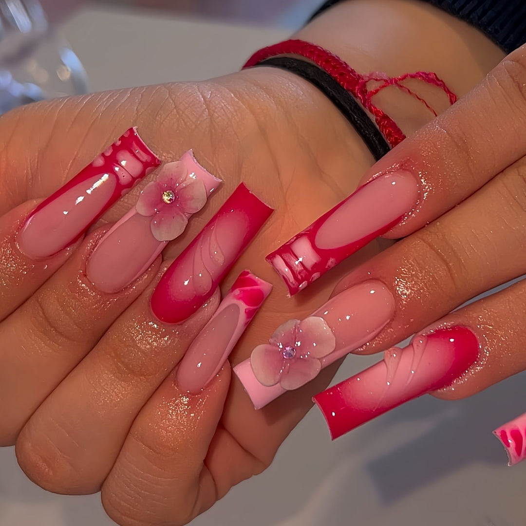 Glamorous Floral Press-On Nails Set Bowlift