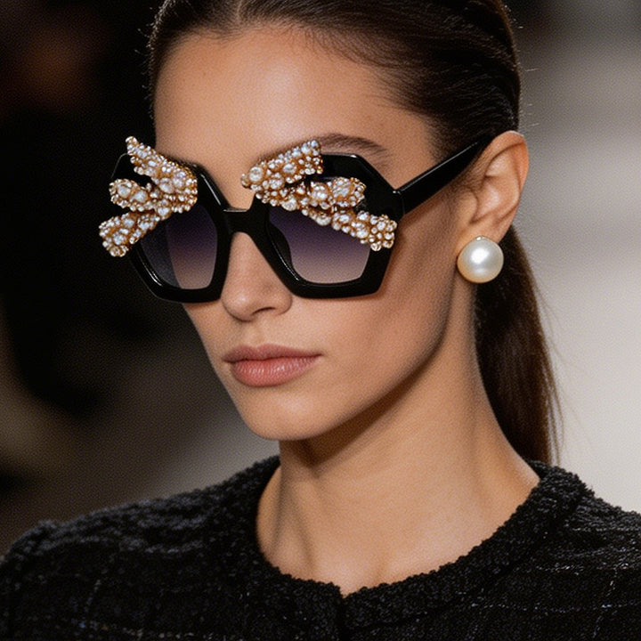 Women’s statement sunglasses with sparkling crystal frame Bowlift
