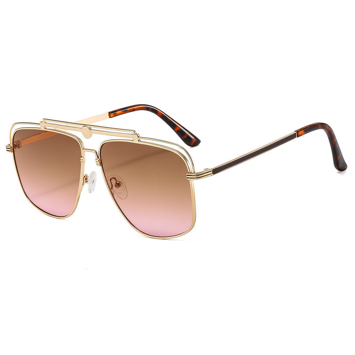 Ladies sunglasses in elegant retro style Bowlift