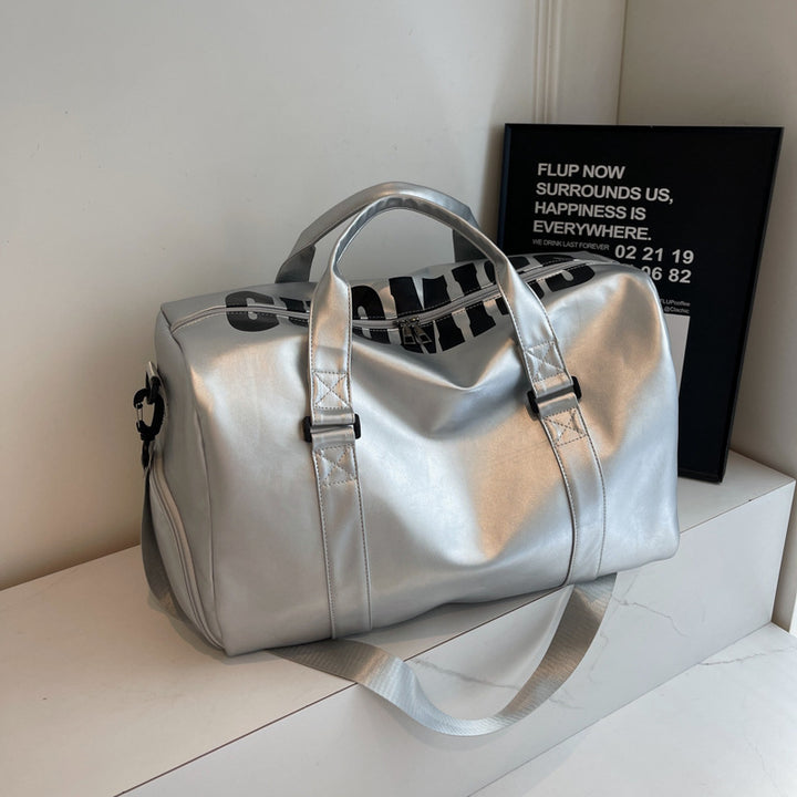 Sporty Travel Bag With Spacious Interior Compartment And Durable Material Bowlift