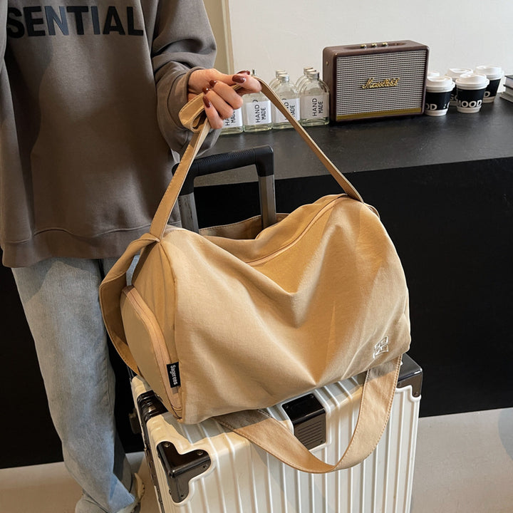 Multifunctional Sports Bag with Practical Carrying Options Bowlift