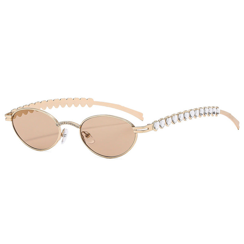 Women's fashionable sunglasses with decorative frame and stylish accents Bowlift