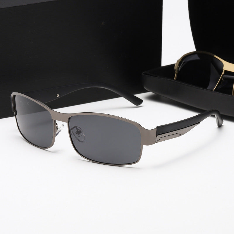 Ladies sporty sunglasses with robust metal frame and polarized lenses Bowlift