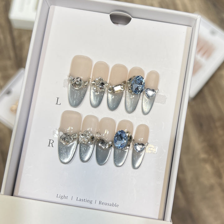 Decorative Stiletto Press-On Nails with Crystal Accents Bowlift
