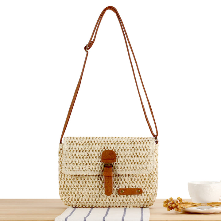 Handbag with Smart Closure System and Adjustable Strap Bowlift