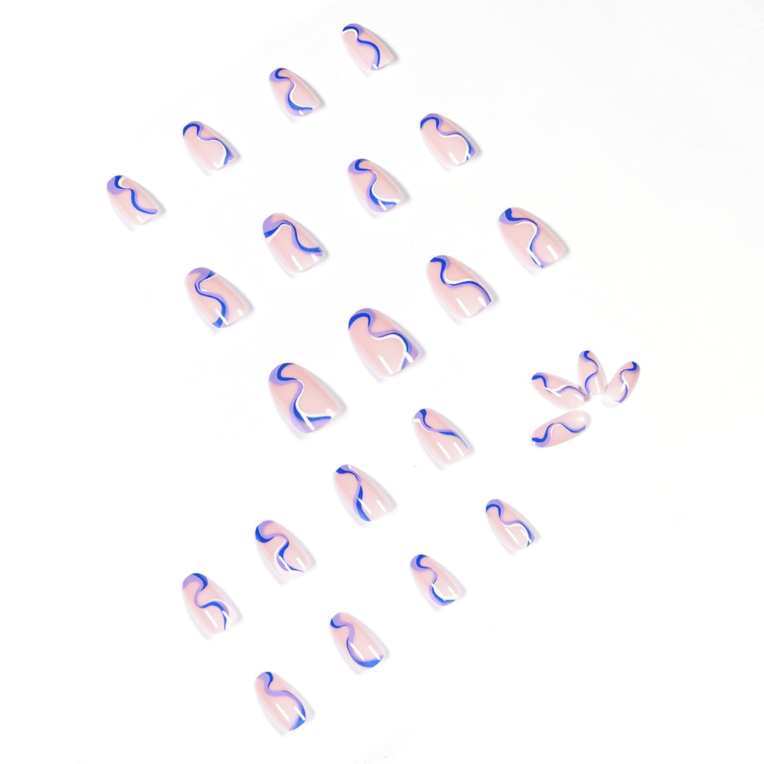Creative Nail Art with Wave Pattern Bowlift