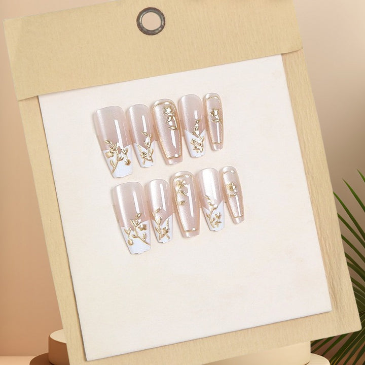 Floral Accented Press-On Nail Set Bowlift