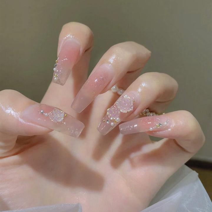 Decorative Floral Press-On Nail Art Set Bowlift