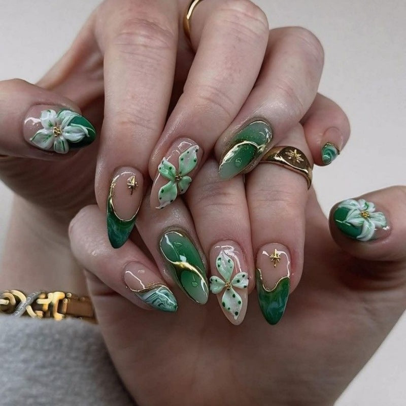 Animal-Inspired Press-On Nail Art Set Bowlift