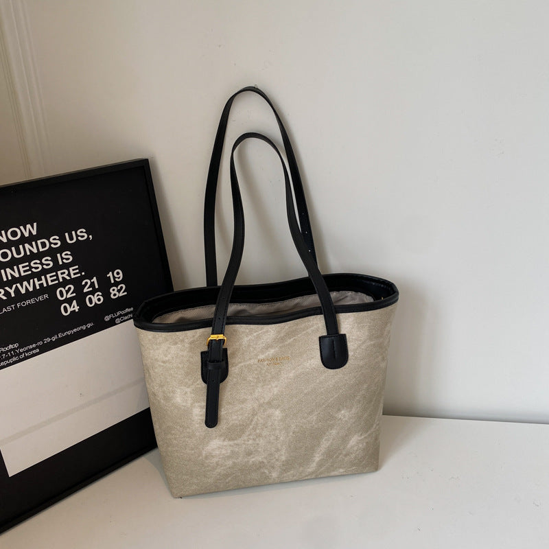 Spacious Multi-Functional Tote Bag Bowlift