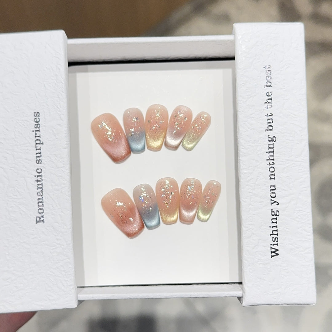 Elegant artificial nail tips with ombre effect Bowlift