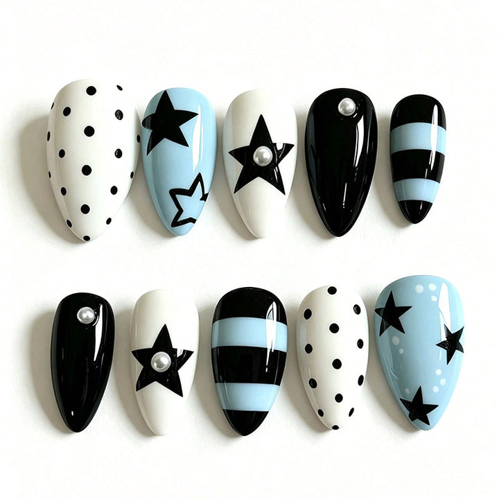 Artificial nails with trendy star and dot designs Bowlift