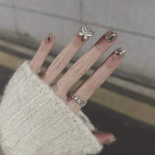 Glamorous Ring Collection Bowlift