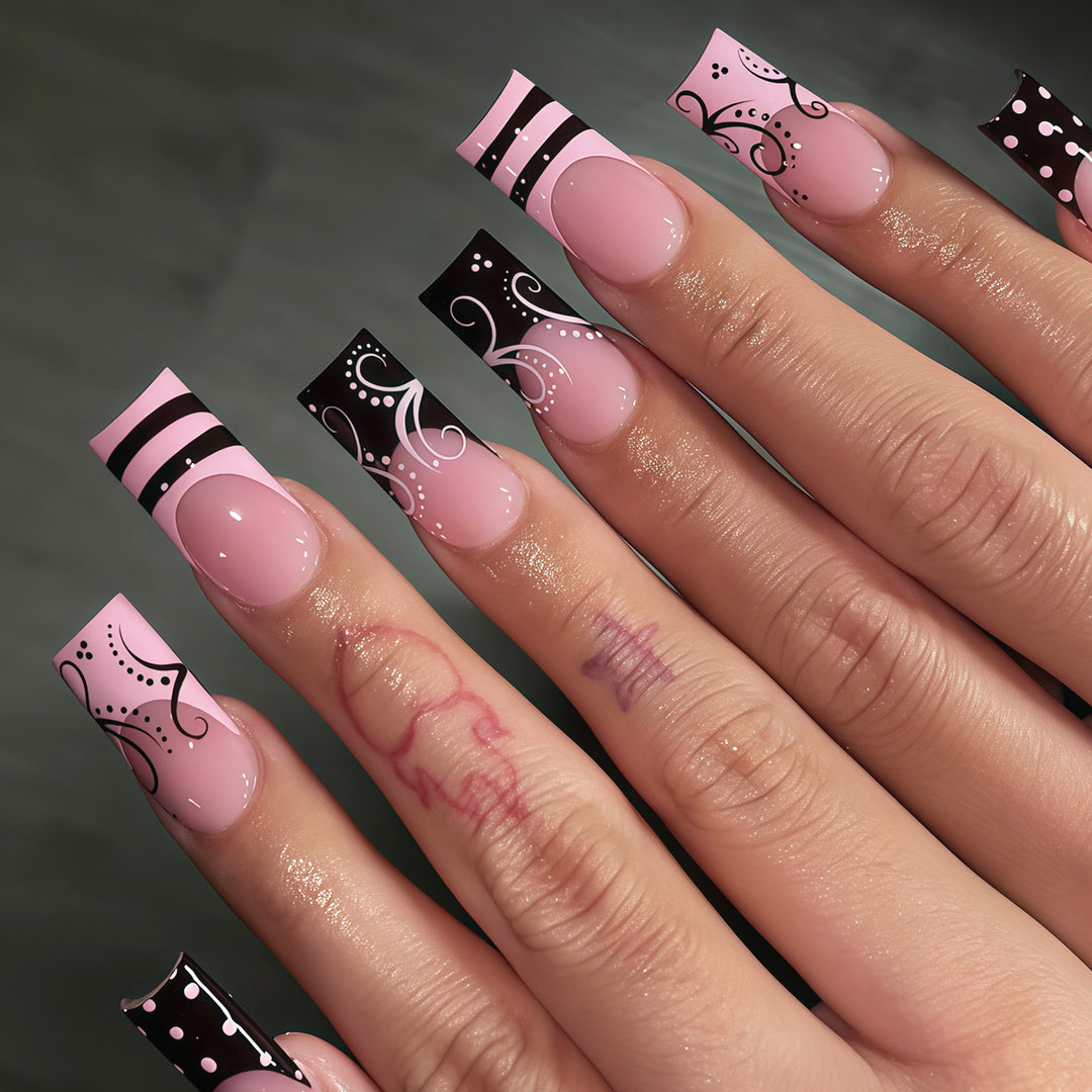 Decorative Long Press-On Nail Art Tips Bowlift