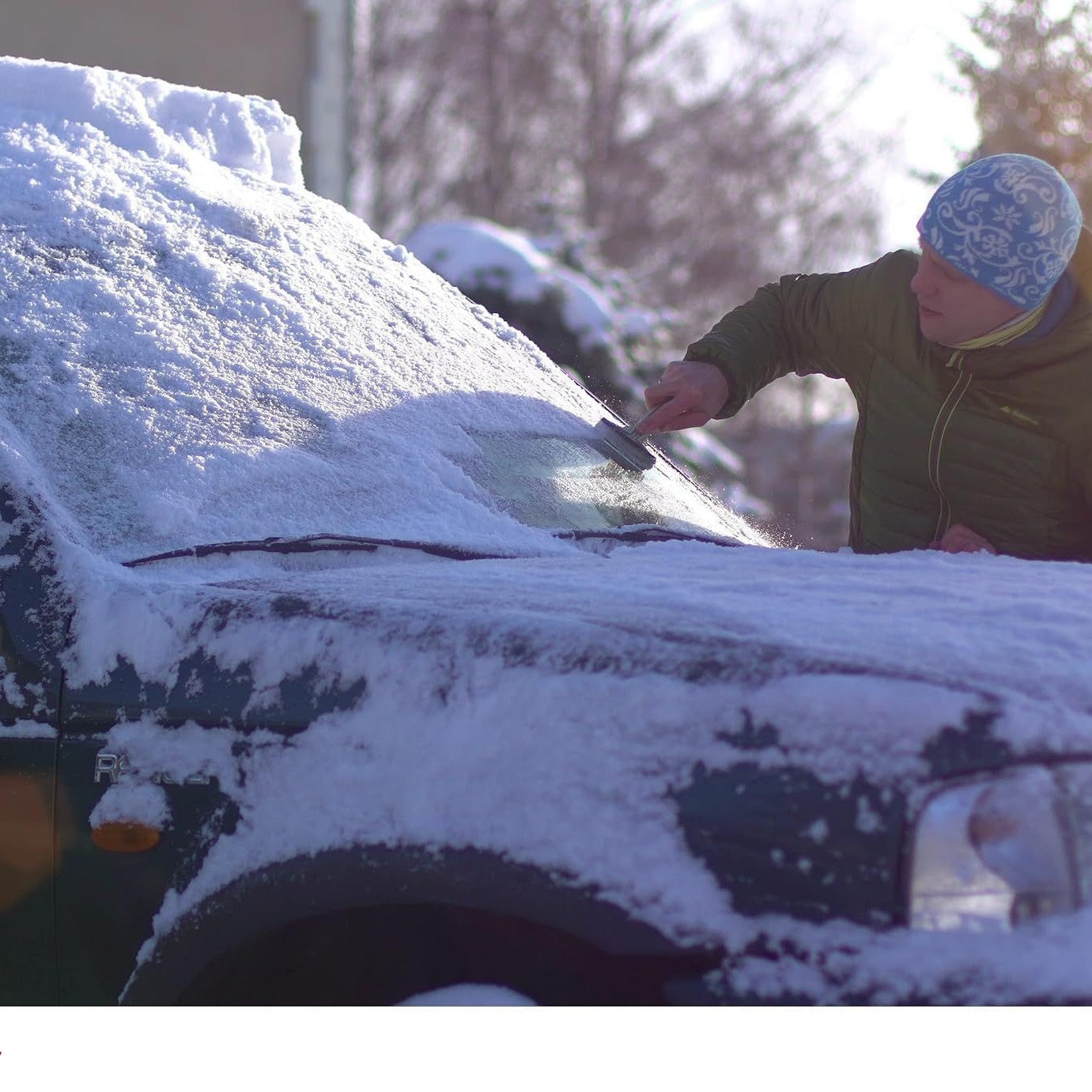 BowLift | All-Year Car Protective Cover for Sun and Snow