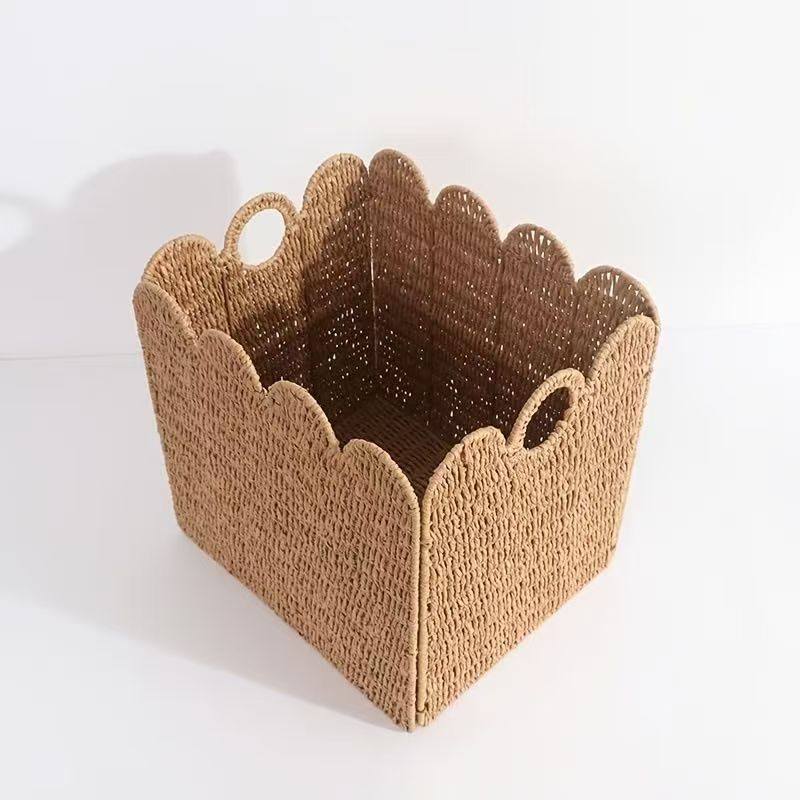 Decorative storage basket made of natural material Bowlift