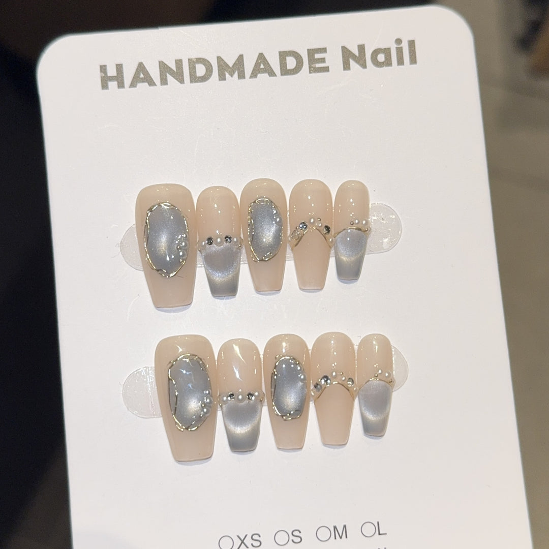 Elegant Nail Tips with Glitter Accents Bowlift
