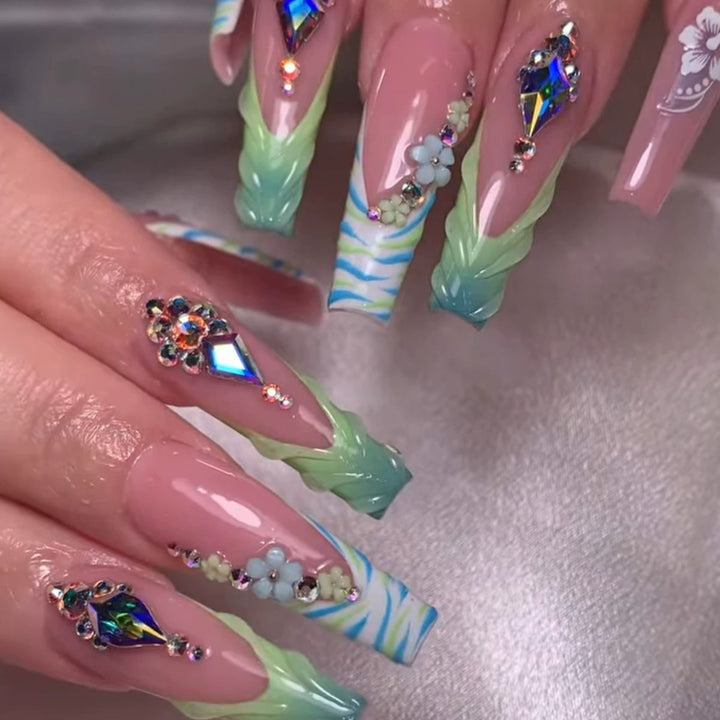 Decorative Long Press-On Nail Extensions Bowlift
