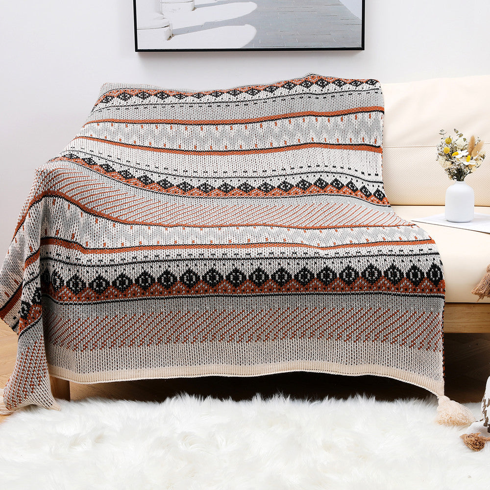 Geometric Patterned Throw Blanket