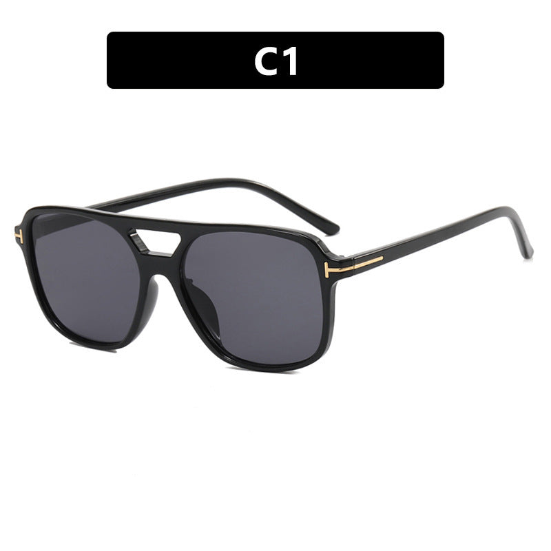 Ladies stylish sunglasses in modern rectangular design Bowlift