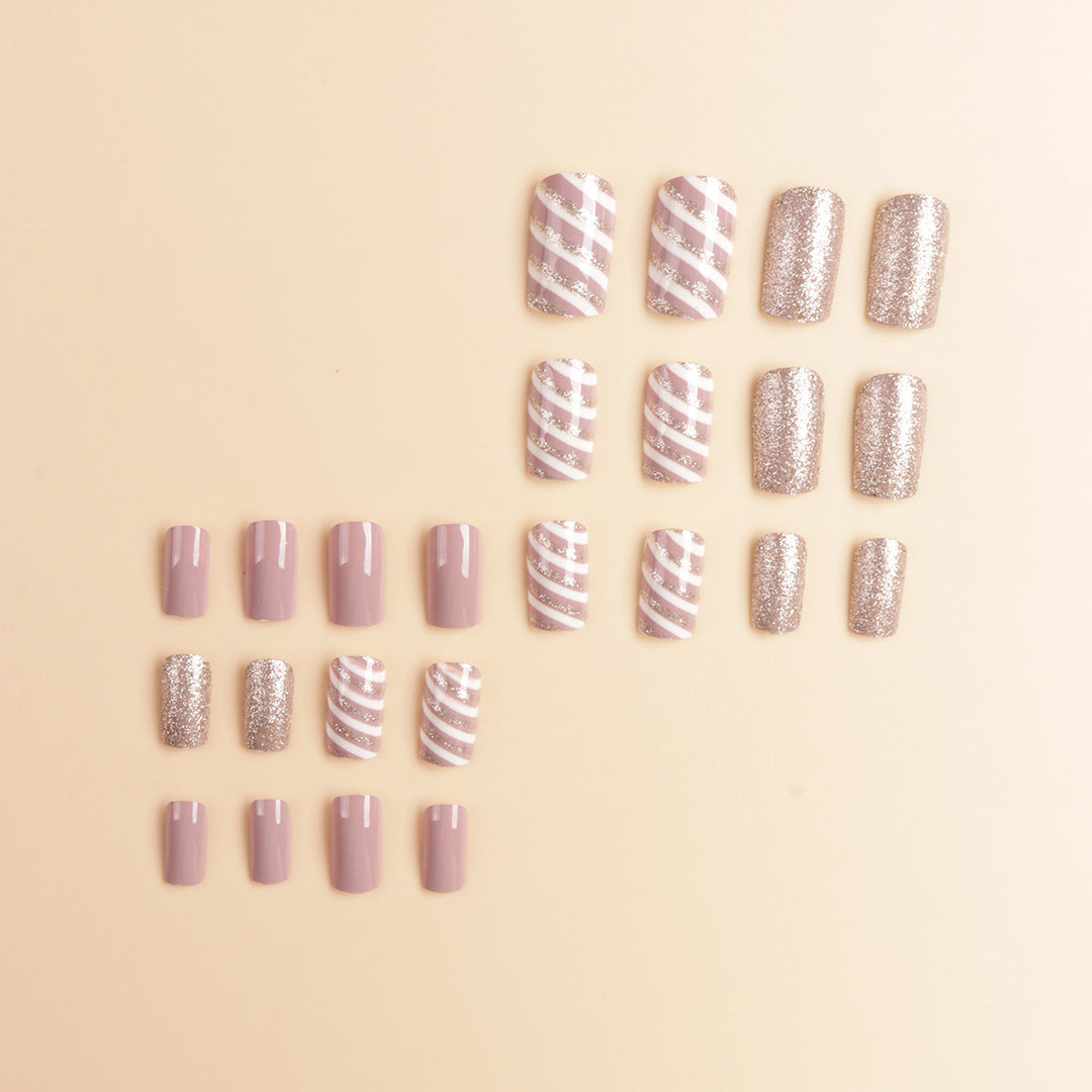 Glittery Press-On Nail Tips Set Bowlift