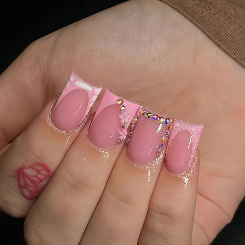 Glamorous Acrylic Press-On Nail Extensions with Decorative Rhinestones Bowlift
