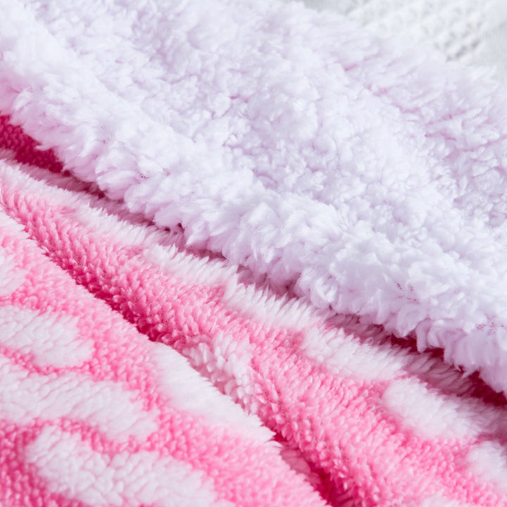 Women Cozy Reversible Blanket with Geometric Pattern Bowlift