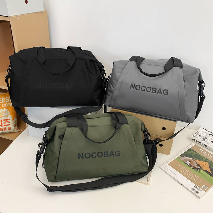 Sporty Duffel Bag With Durable Material And Versatile Interior Bowlift