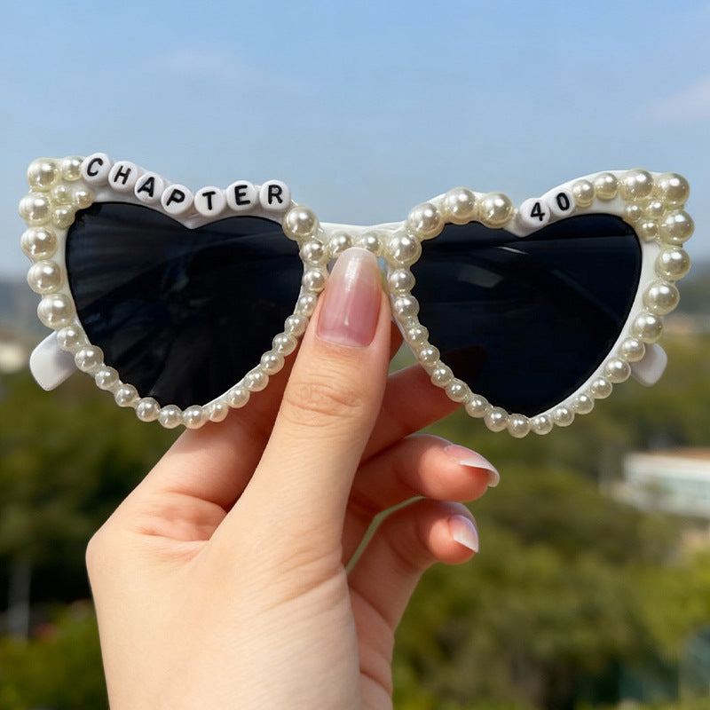 Pearl-Accented Heart-Shaped Sunglasses Bowlift