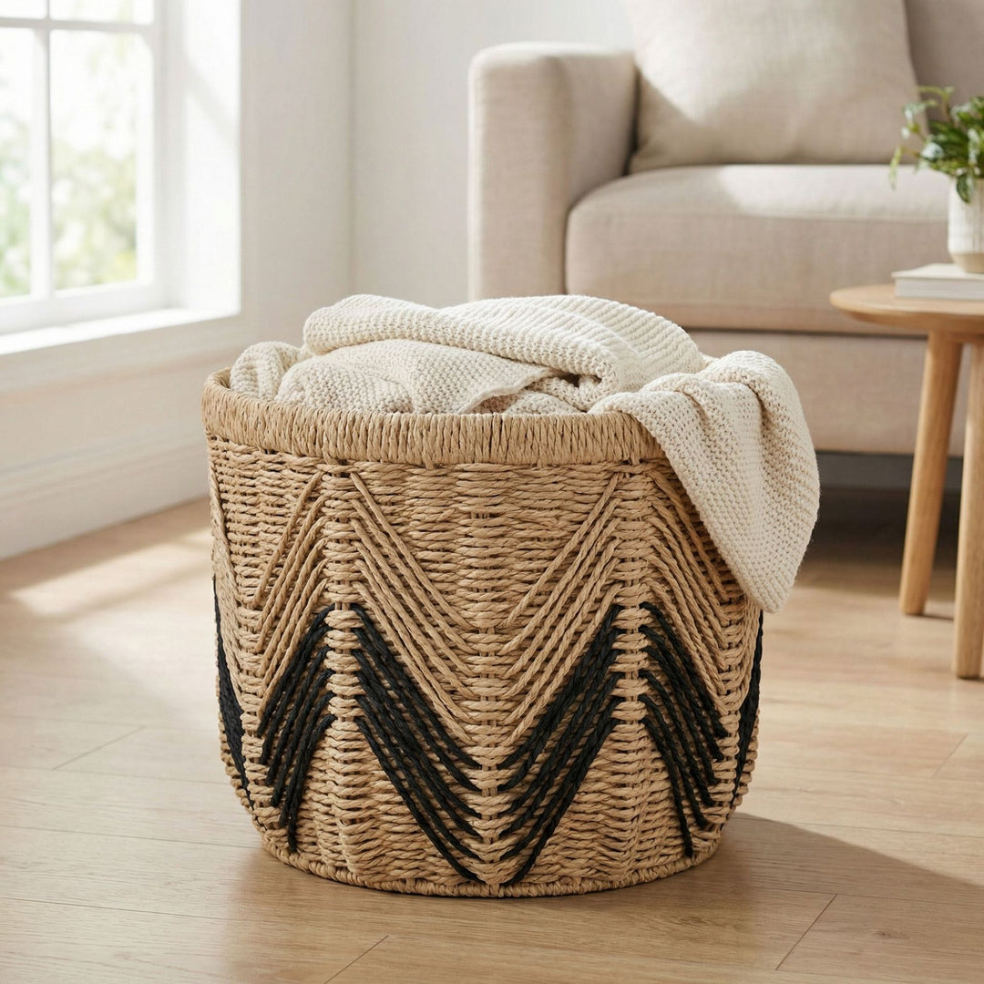 Handwoven storage basket made of natural materials Bowlift