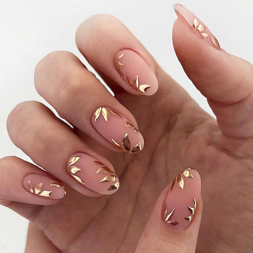 Artificial nail set with elegant gold leaf design Bowlift