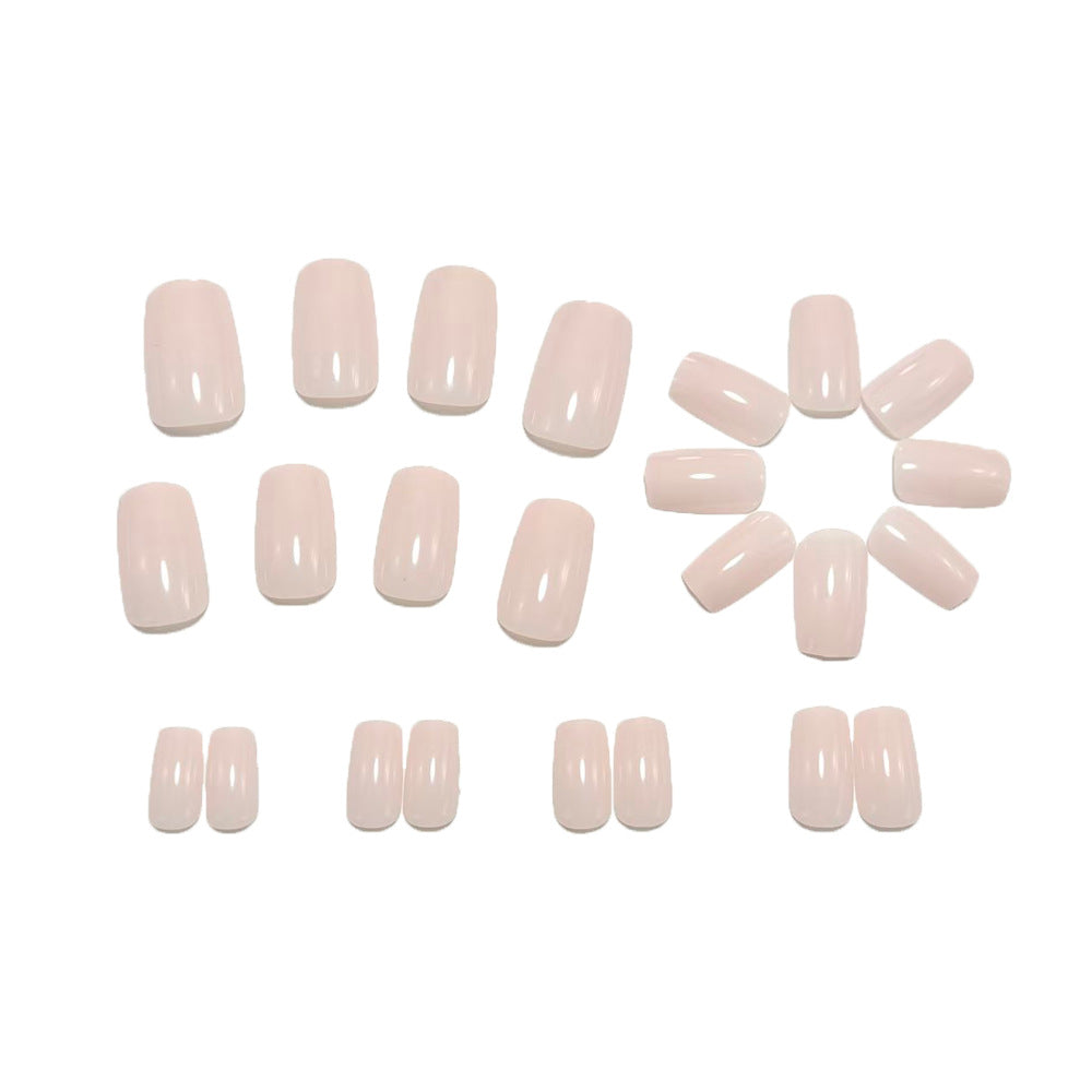Elegant Artificial Nails in Nude Look Bowlift