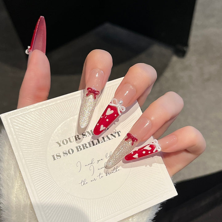 Romantic Heart-Themed Press-On Nail Extensions Bowlift