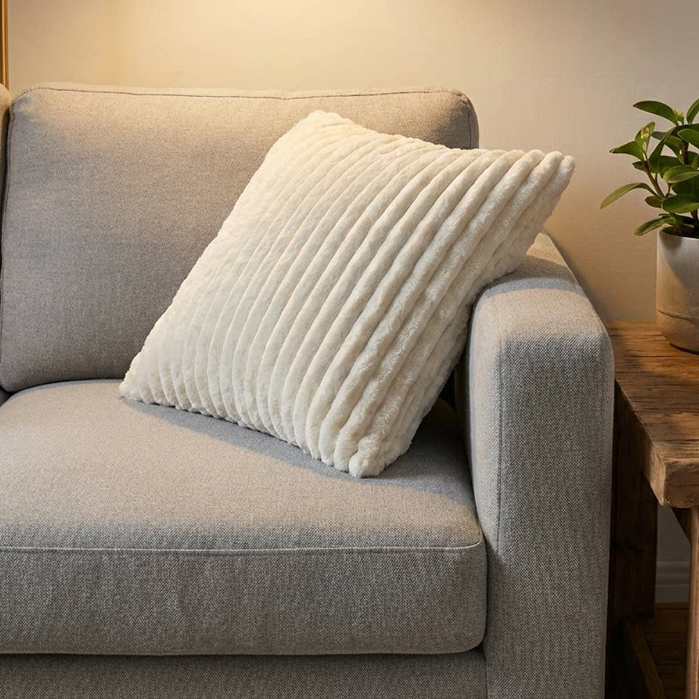 Women's Decorative Pillow with High-Quality Felpa Bowlift
