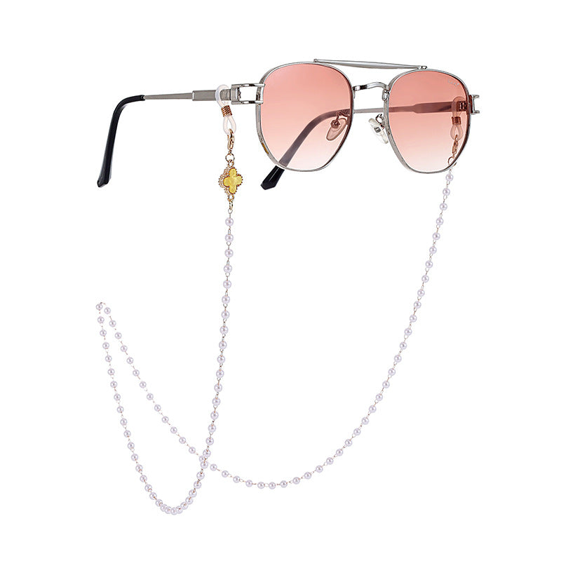 Elegant Beaded Sunglasses Chain Bowlift