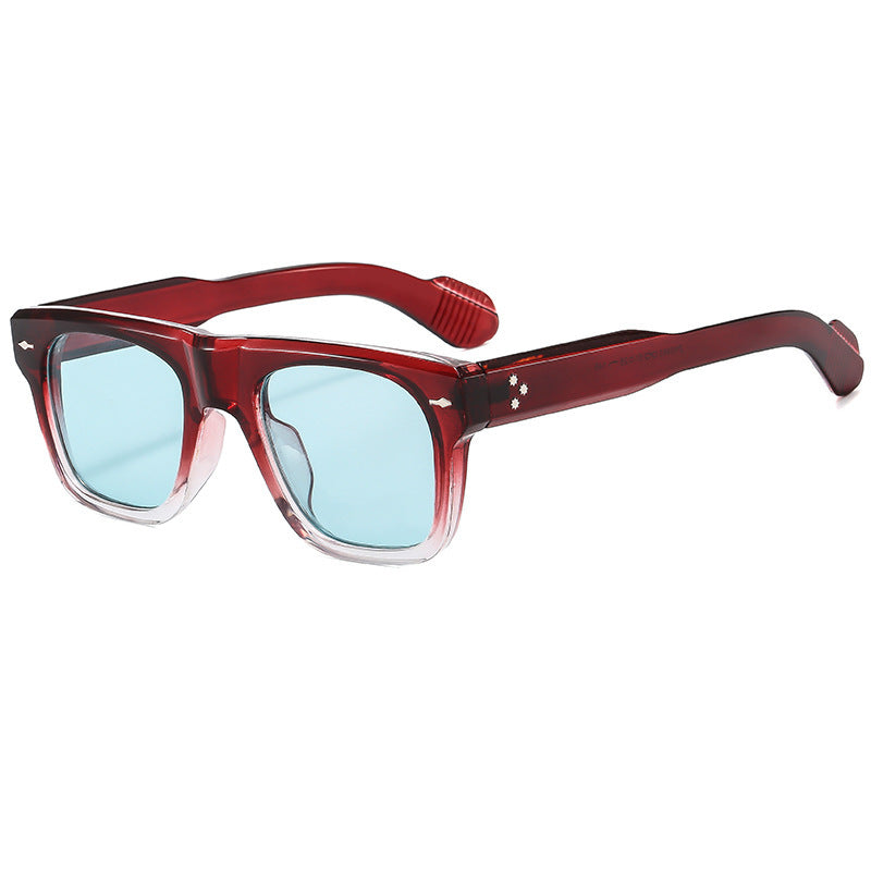 Women's sunglasses in an urban style with yellow lenses Bowlift