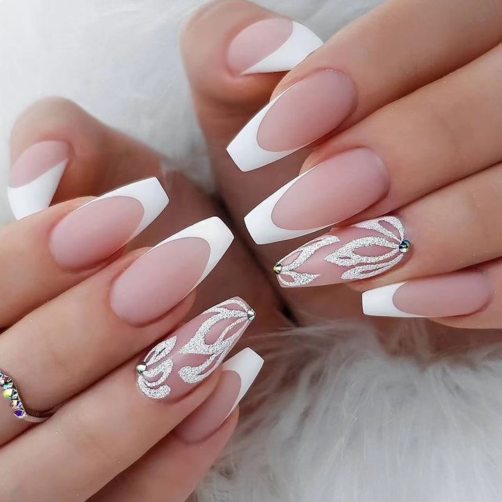 Artfully designed acrylic nails with elegant gradient Bowlift