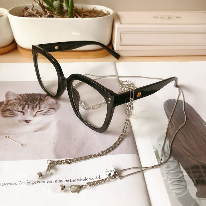 Adjustable Gold-Plated Eyewear Chain Bowlift
